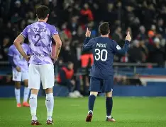 ag体育公司_巴黎法甲战胜尼斯，登贝莱建功